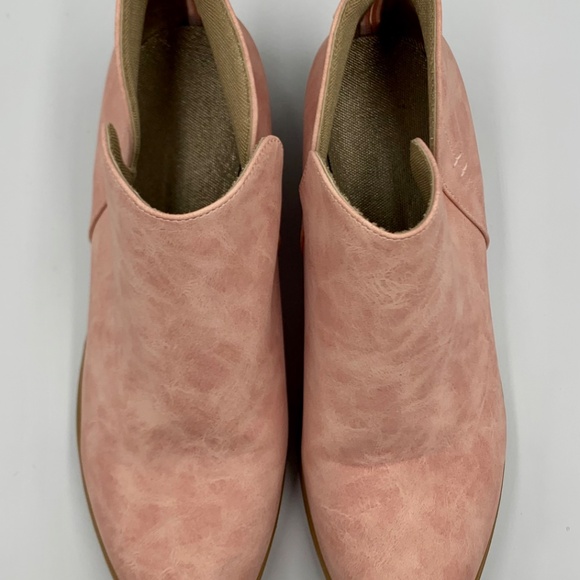Ladies pink slip on ankle boots with zippered back and western toe - Picture 9 of 10
